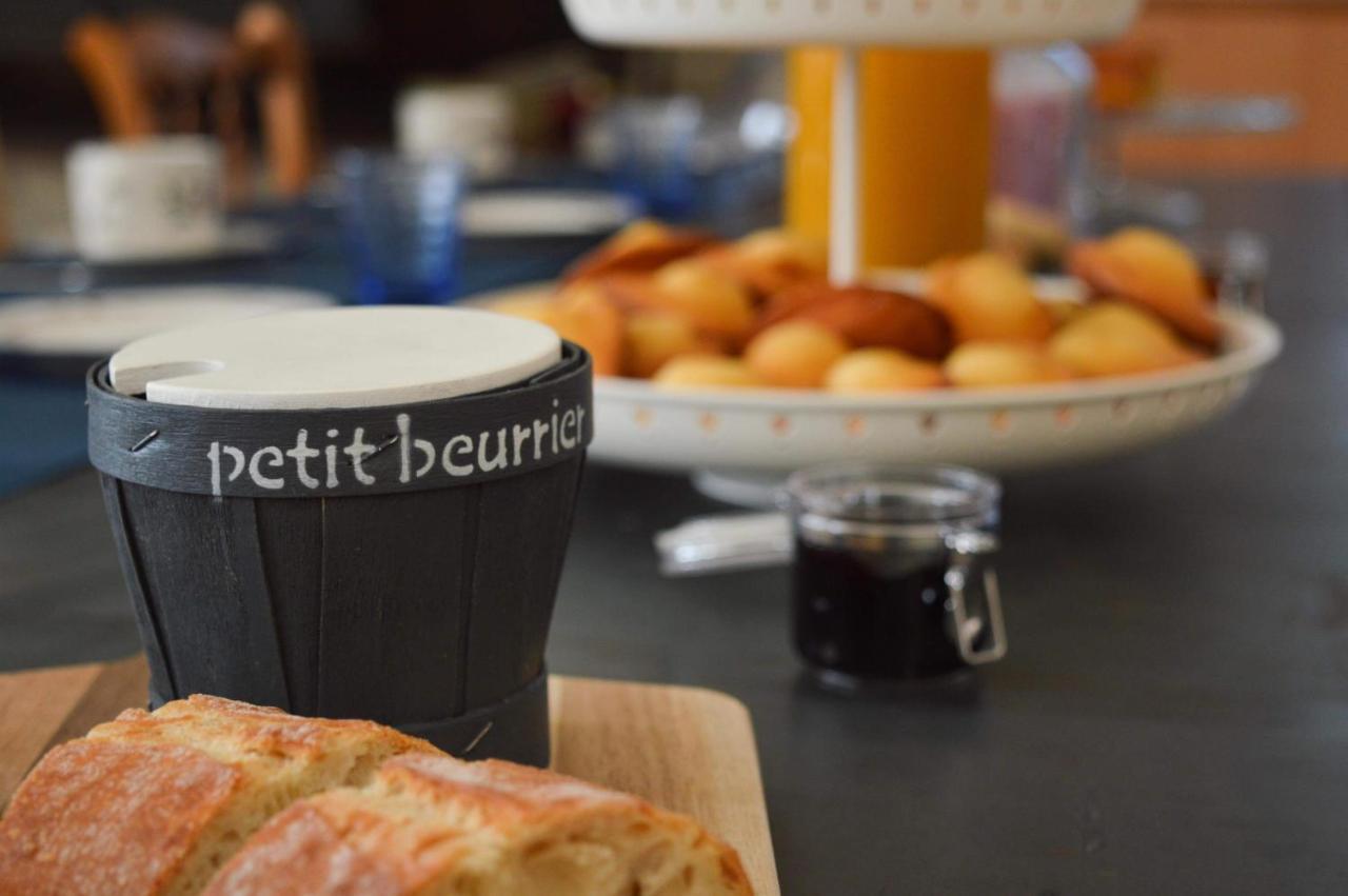Sains Mont Voyageur Bed & Breakfast エクステリア 写真